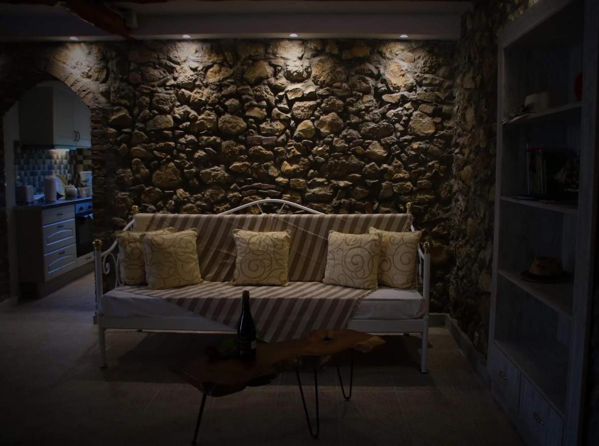 The Stone Suite Мораїтика Екстер'єр фото