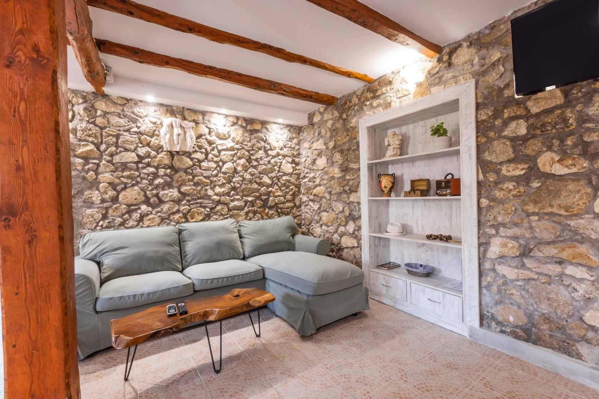The Stone Suite Мораїтика Екстер'єр фото
